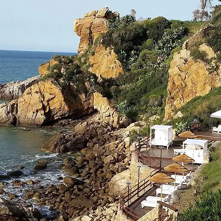 Resort Calanica