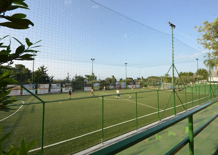 Курортний комплекс Calanica Чефалу