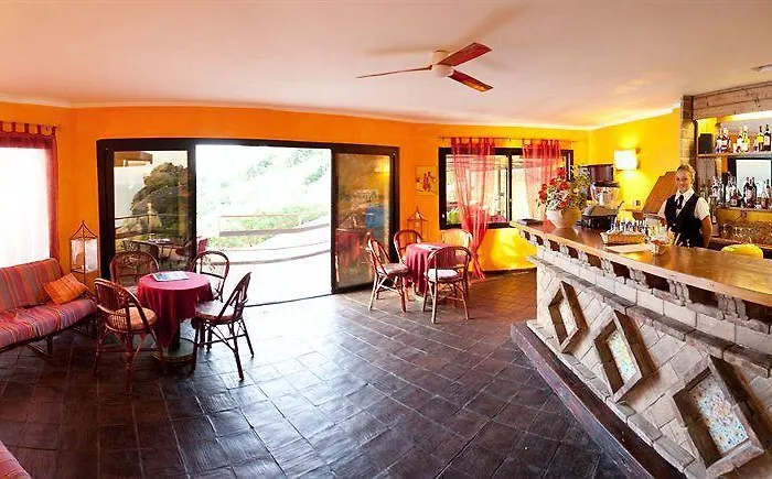 Calanica Чефалу