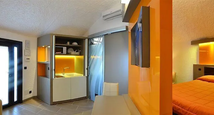 Calanica Курортний комплекс Чефалу