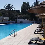 Calanica Rezort 4*