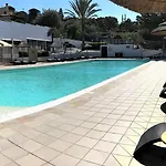 Calanica Rezort 4*
