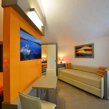 Calanica Resort 4*