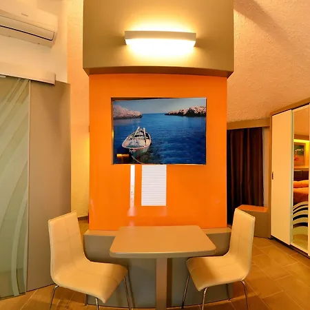 Calanica Resort 4*