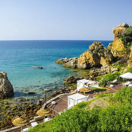 Calanica 4*