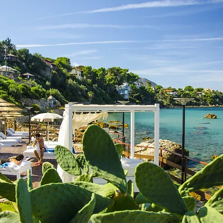 Calanica Курортный комплекс 4*