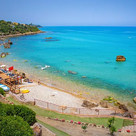 Calanica 4* Cefalu