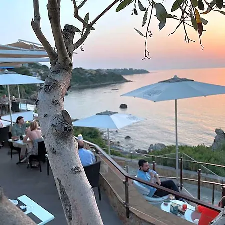 Resort Calanica 4*