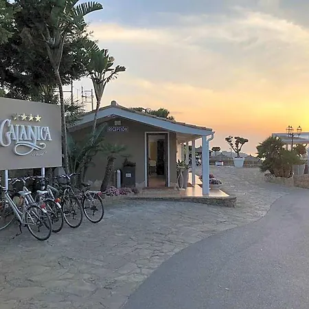 Resort Calanica 4*