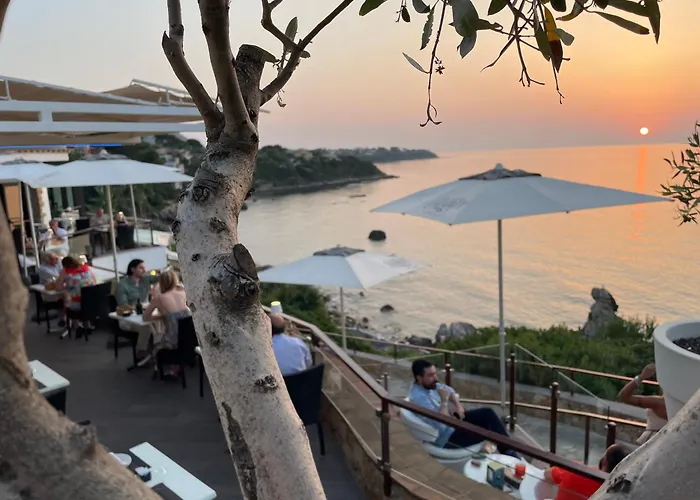 Calanica 4* تْشيفالو