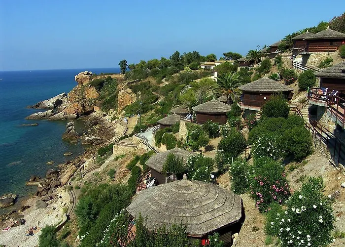 Calanica Курортный комплекс 4*